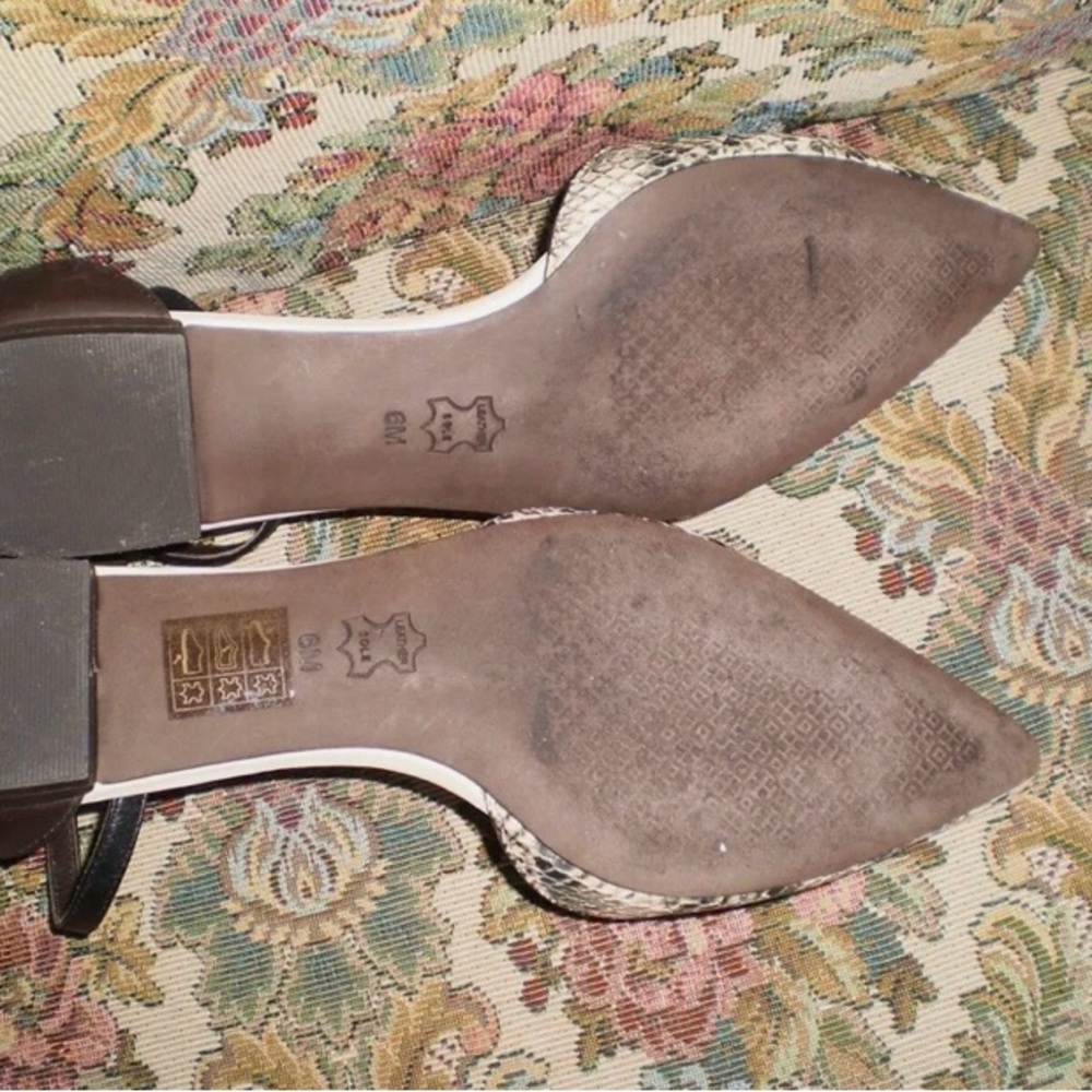 Tory Burch Snakeskin Python Point Toe Flats Size 6 - image 3